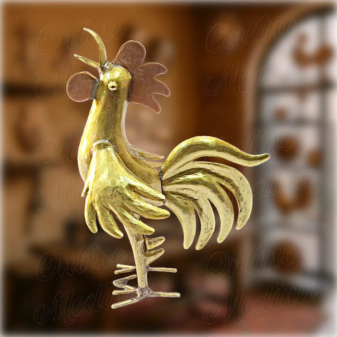 Handcrafted Moroccan rooster sculpture in golden brass with red copper crest – elegant decorative piece from Marrakech.