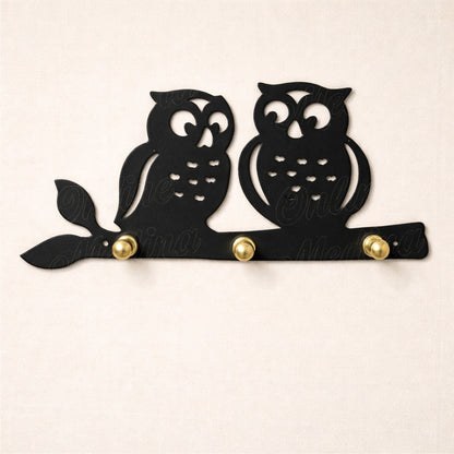 Black galvanized owl wall key holder with brass knobs