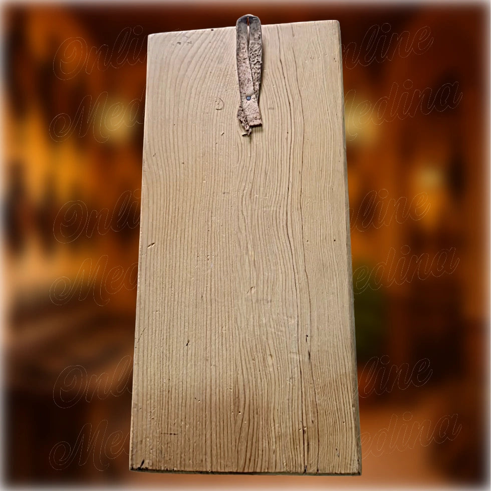 Back of Berber wooden wall amulet in cedar wood with integrated hanging loop, handcrafted Moroccan wall decor with henna finish by Online Medina
